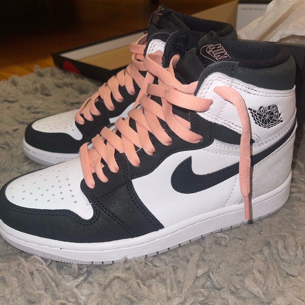 Jordan 1 retro high stage haze size 6